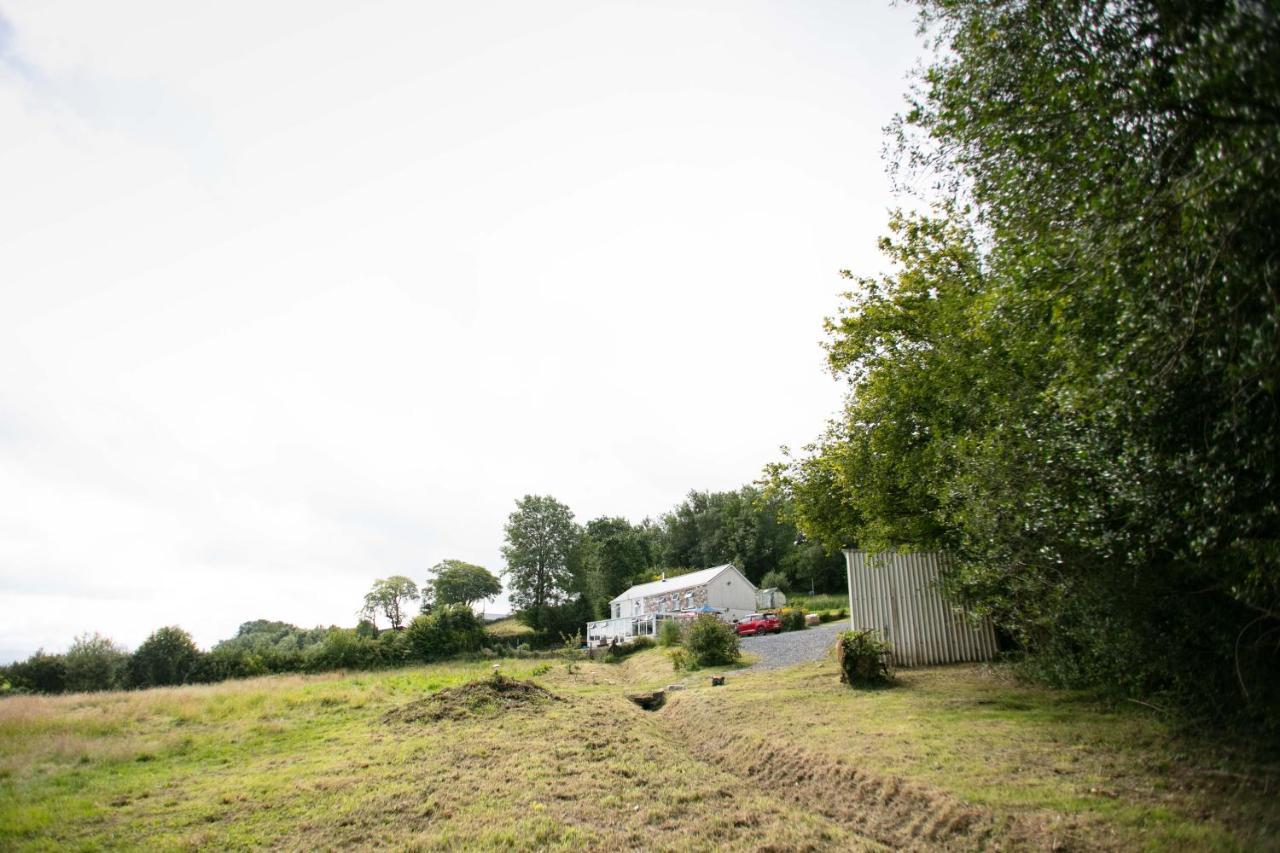 Cwtch Farm Bed & Breakfast Ystalyfera Exterior foto